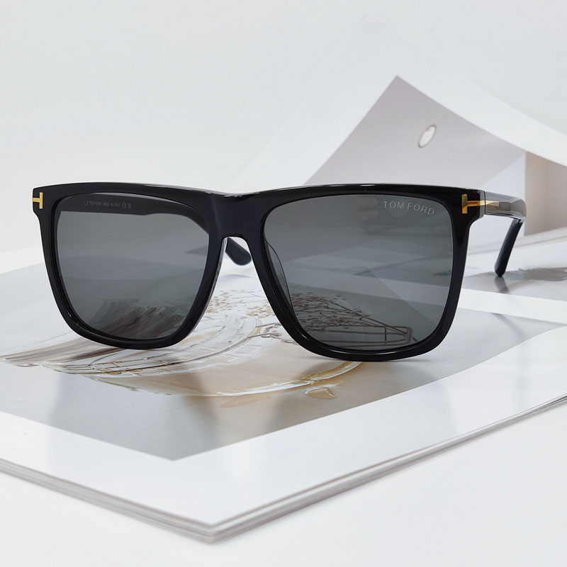 1464 - ���� TOM FORD �����