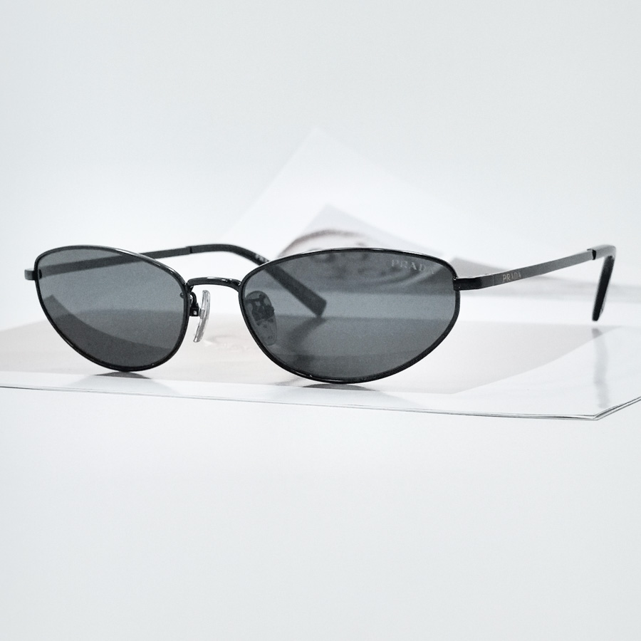 1670 - ���� PRADA �����