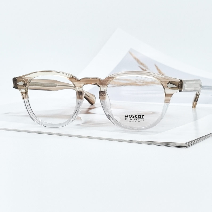 1758 - ���� MOSCOT �����
