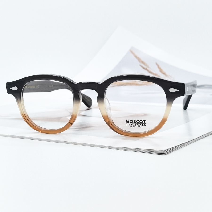 1759 - ���� MOSCOT �����