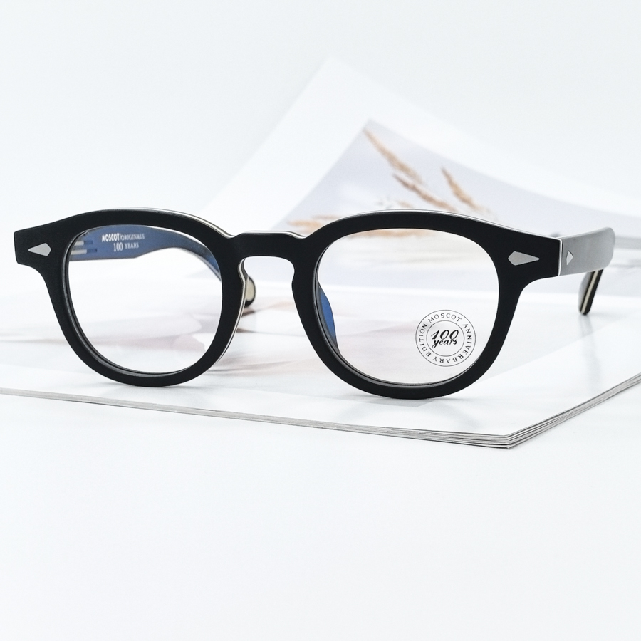 1760 - ���� MOSCOT �����