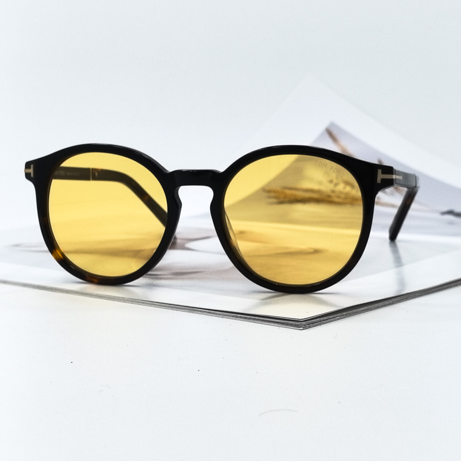 1807 - ���� TOM FORD �����